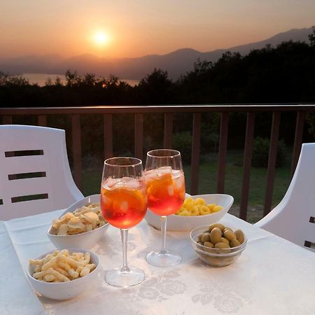 Casa Fellini Villa San Zeno di Montagna Bagian luar foto