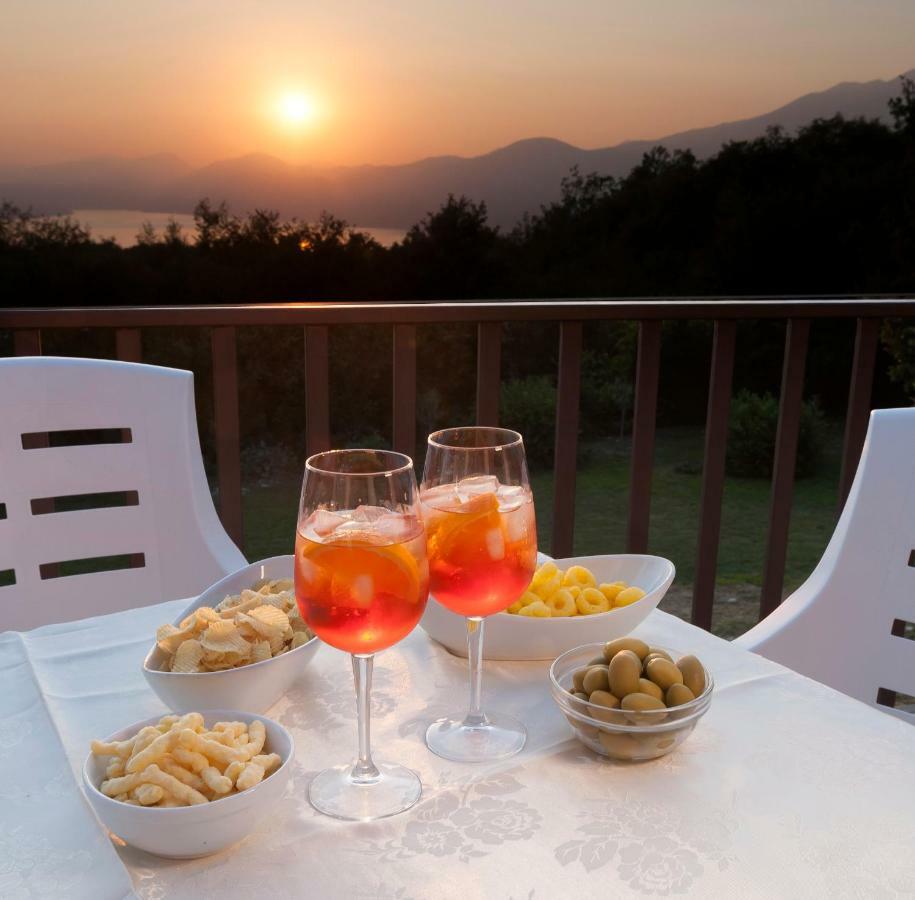 Casa Fellini Villa San Zeno di Montagna Bagian luar foto